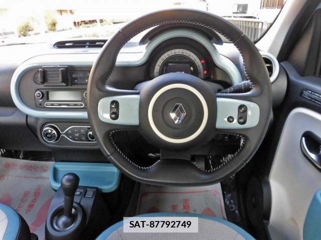 Renault TWINGO 2018-08 7797008-17