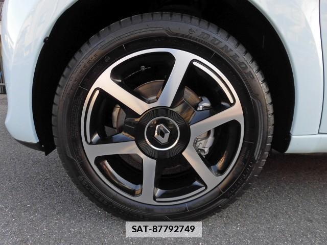 Renault TWINGO 2018-08 7797008-8
