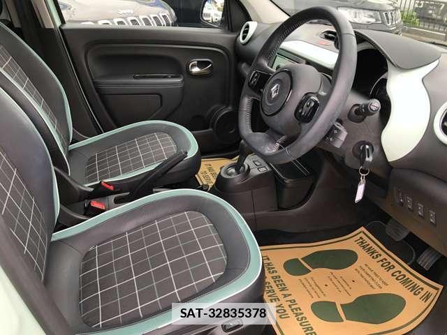Renault TWINGO 2019-05 7799694-9