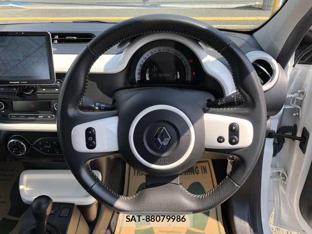Renault TWINGO 2017-03 7799697-3