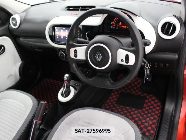 Renault TWINGO 2021-04 7806764-8