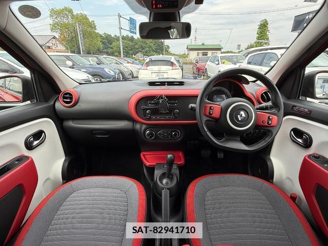 Renault TWINGO 2019-04 7808761-3
