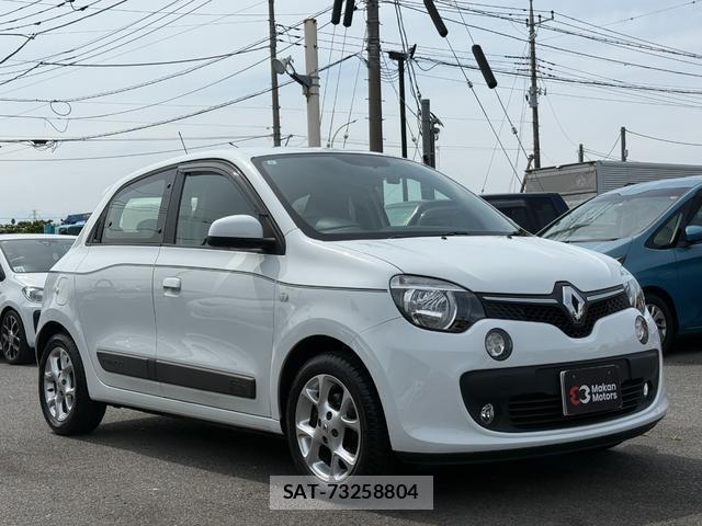 Renault TWINGO 2017-06 7808819-13