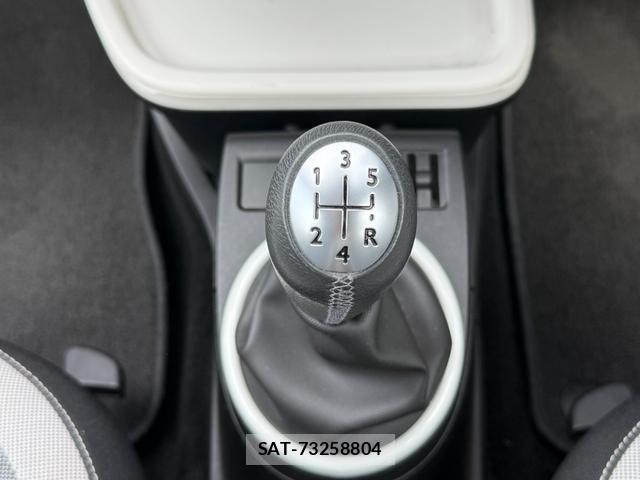 Renault TWINGO 2017-06 7808819-4