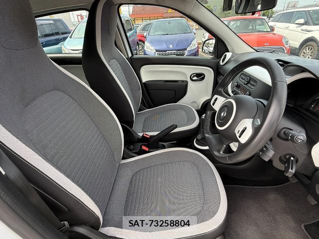 Renault TWINGO 2017-06 7808819-5