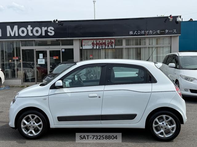 Renault TWINGO 2017-06 7808819-8
