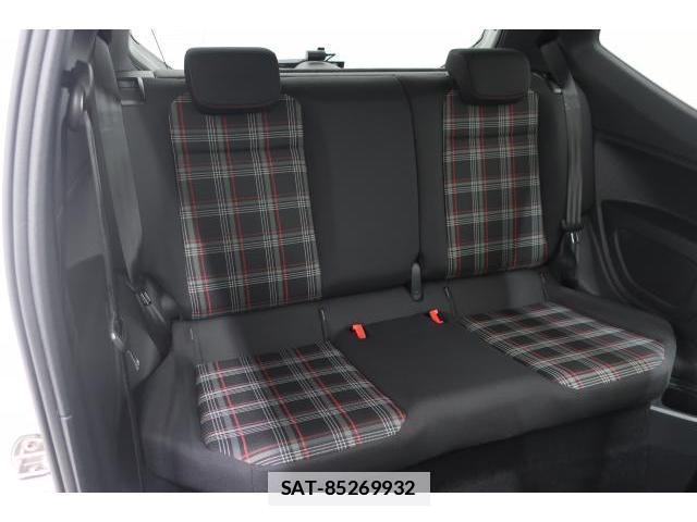 VolksWagen UP! 2019-09 7793157-11
