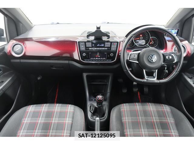 VolksWagen UP! 2019-01 7793158-4