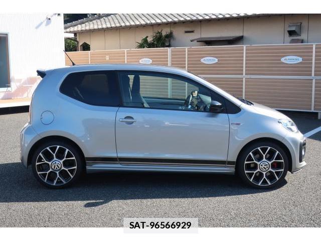 VolksWagen UP! 2019-11 7793159-19