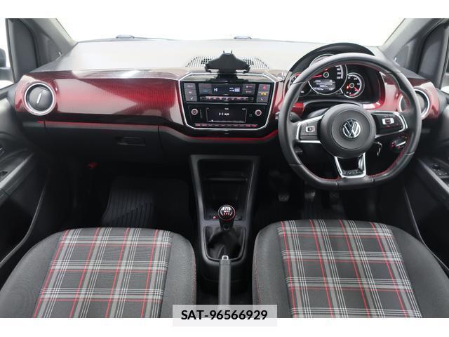 VolksWagen UP! 2019-11 7793159-4