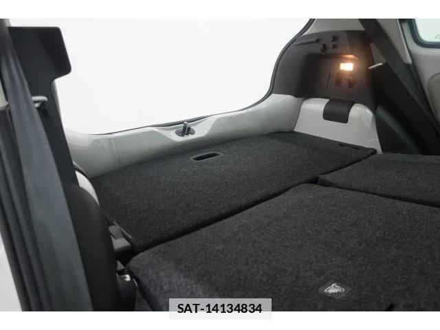 VolksWagen UP! 2018-07 7793166-15