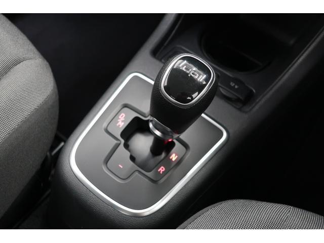 VolksWagen UP! 2013-04 7793184-8