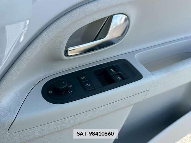 VolksWagen UP! 2018-01 7795844-18