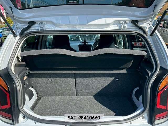 VolksWagen UP! 2018-01 7795844-9