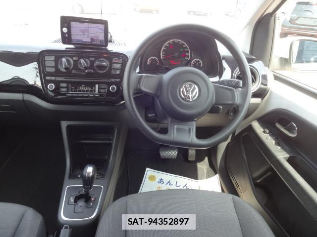 VolksWagen UP! 2013-11 7798815-2