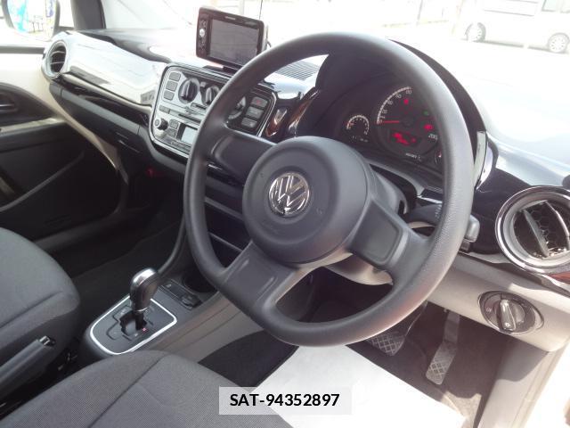VolksWagen UP! 2013-11 7798815-3