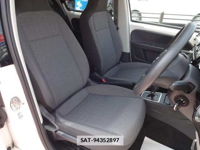 VolksWagen UP! 2013-11 7798815-4