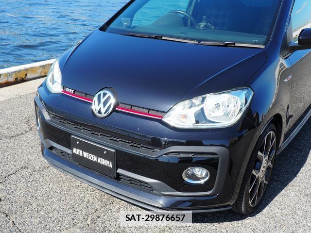 VolksWagen UP! 2018-12 7805036-15