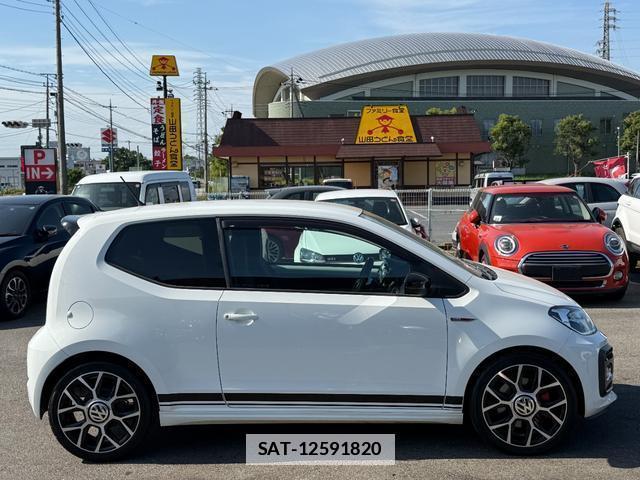 VolksWagen UP! 2019-05 7808813-13