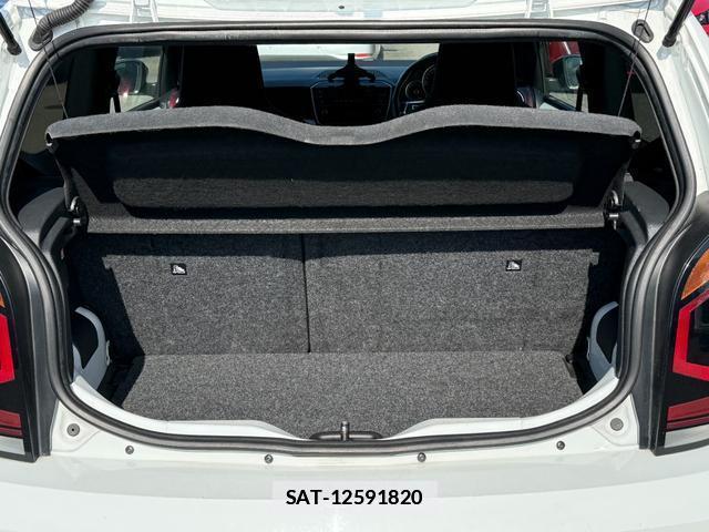 VolksWagen UP! 2019-05 7808813-16