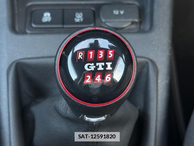 VolksWagen UP! 2019-05 7808813-4