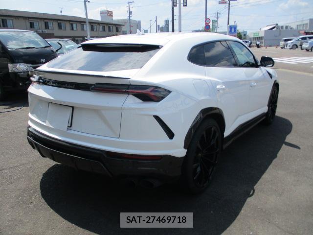 Lamborghini URUS 2020-11 7803791-13