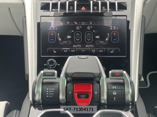 Lamborghini URUS 2022-03 7810206-12