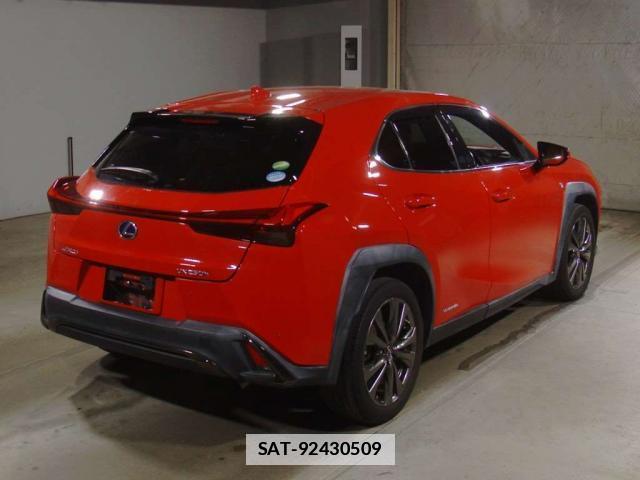 Lexus UX 2019-01 7793941-1