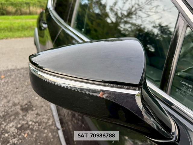 Lexus UX 2018-12 7794327-14