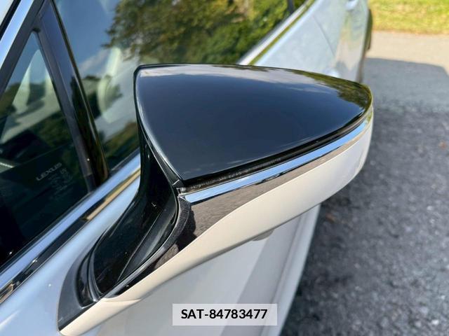 Lexus UX 2019-02 7794337-6