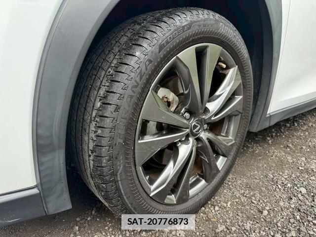 Lexus UX 2018-12 7794340-7