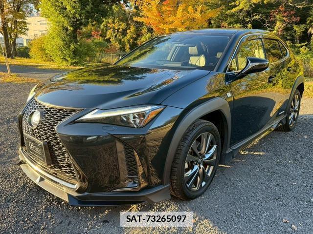 Lexus UX 2019-09 7794343-0