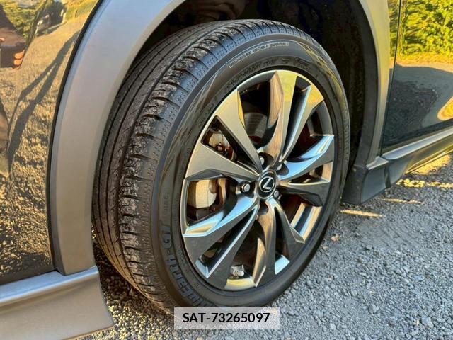Lexus UX 2019-09 7794343-9
