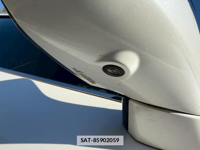 Lexus UX 2021-01 7794352-13