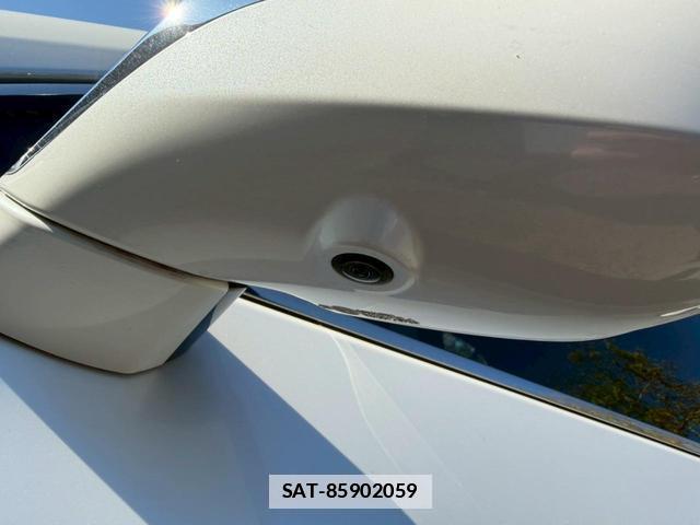 Lexus UX 2021-01 7794352-3