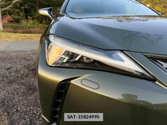 Lexus UX 2020-03 7794354-9