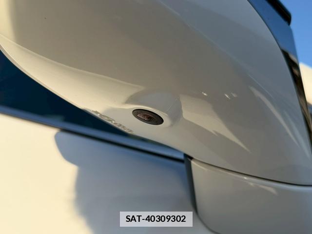 Lexus UX 2019-03 7794369-16