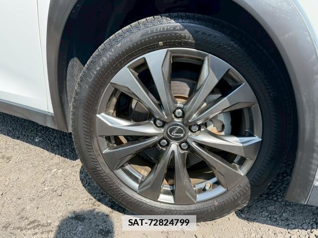 Lexus UX 2019-01 7794390-2