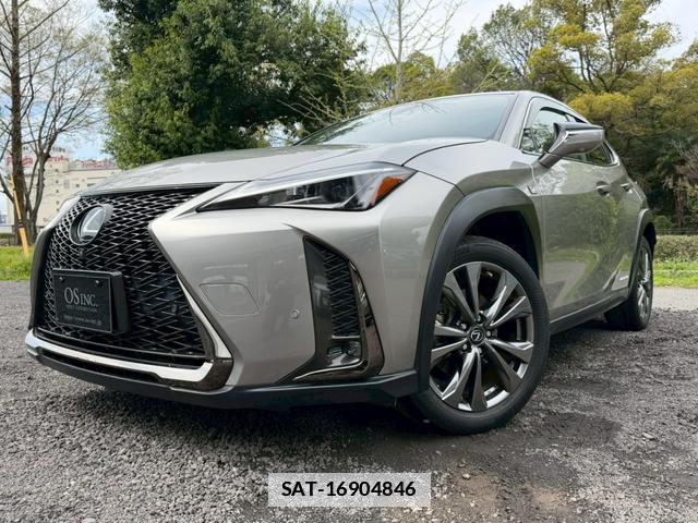Lexus UX 2020-03 7794403-6