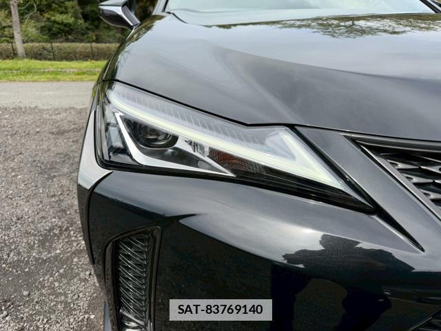 Lexus UX 2019-03 7794404-11