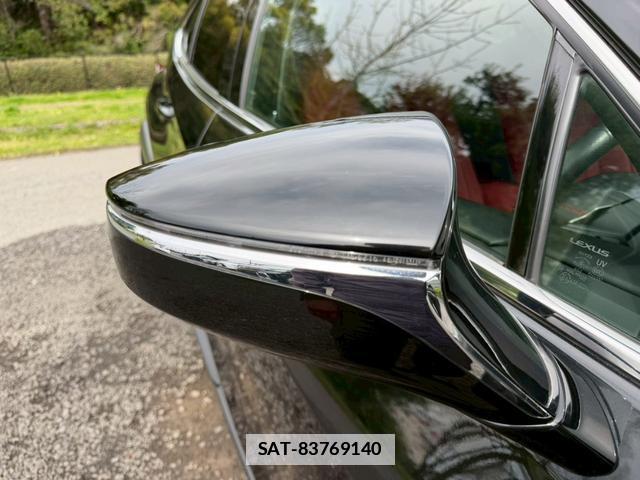 Lexus UX 2019-03 7794404-2