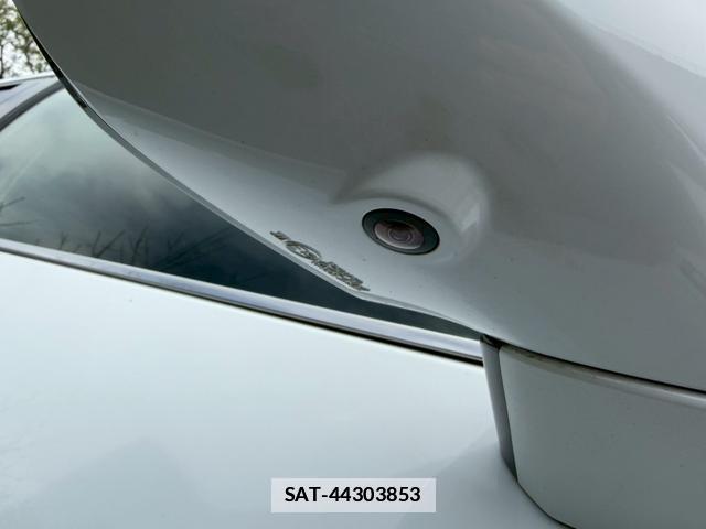 Lexus UX 2019-03 7794405-11