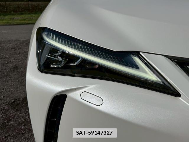 Lexus UX 2019-06 7794406-12
