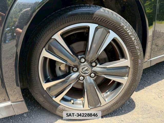 Lexus UX 2020-03 7794438-7