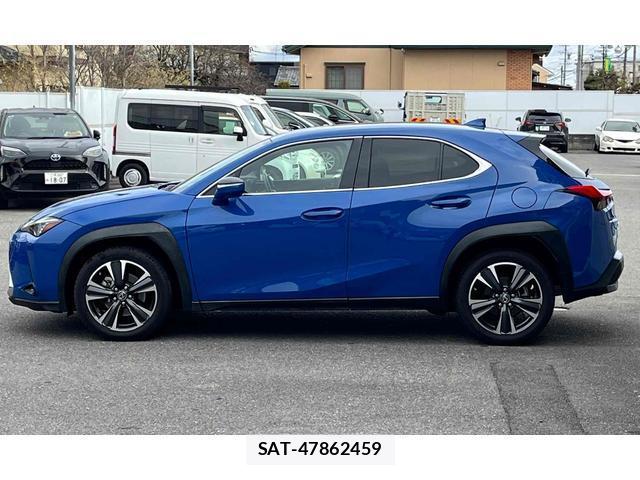 Lexus UX 2018-11 7794599-4