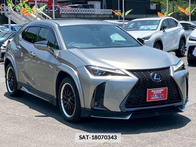 Lexus UX 2023-03 7795671-0