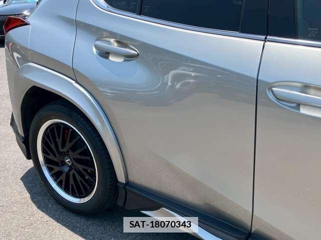 Lexus UX 2023-03 7795671-14