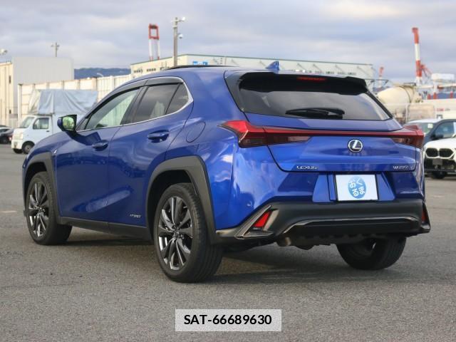 Lexus UX 2021-10 7796259-14