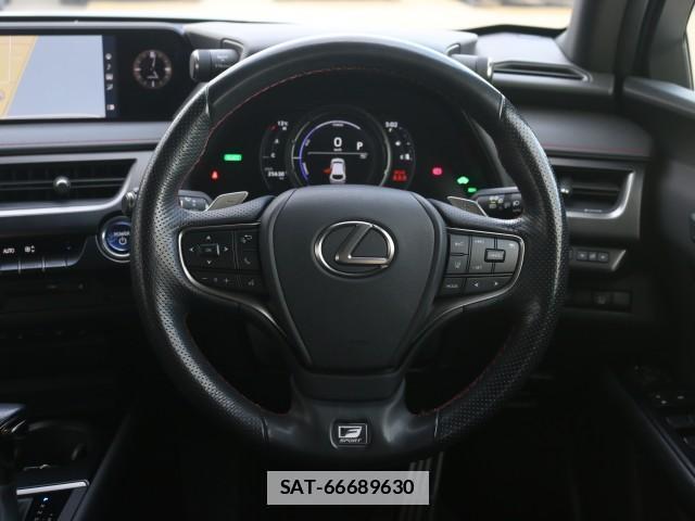 Lexus UX 2021-10 7796259-17