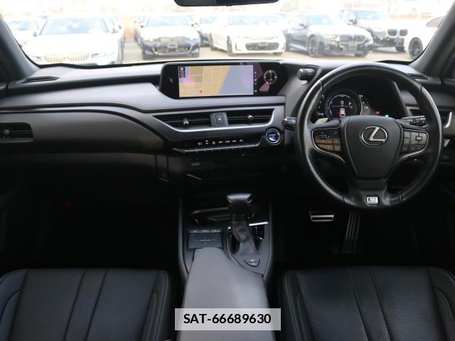 Lexus UX 2021-10 7796259-2